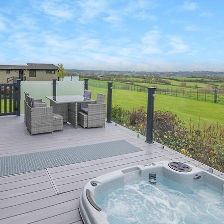 Midsomer Lodges Pilton Kültér fotó