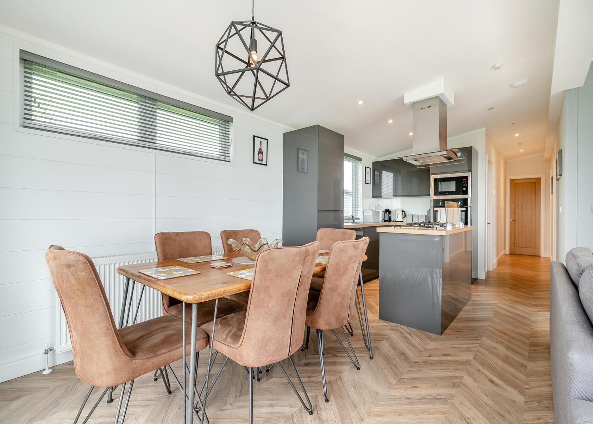 Midsomer Lodges Pilton Szoba fotó