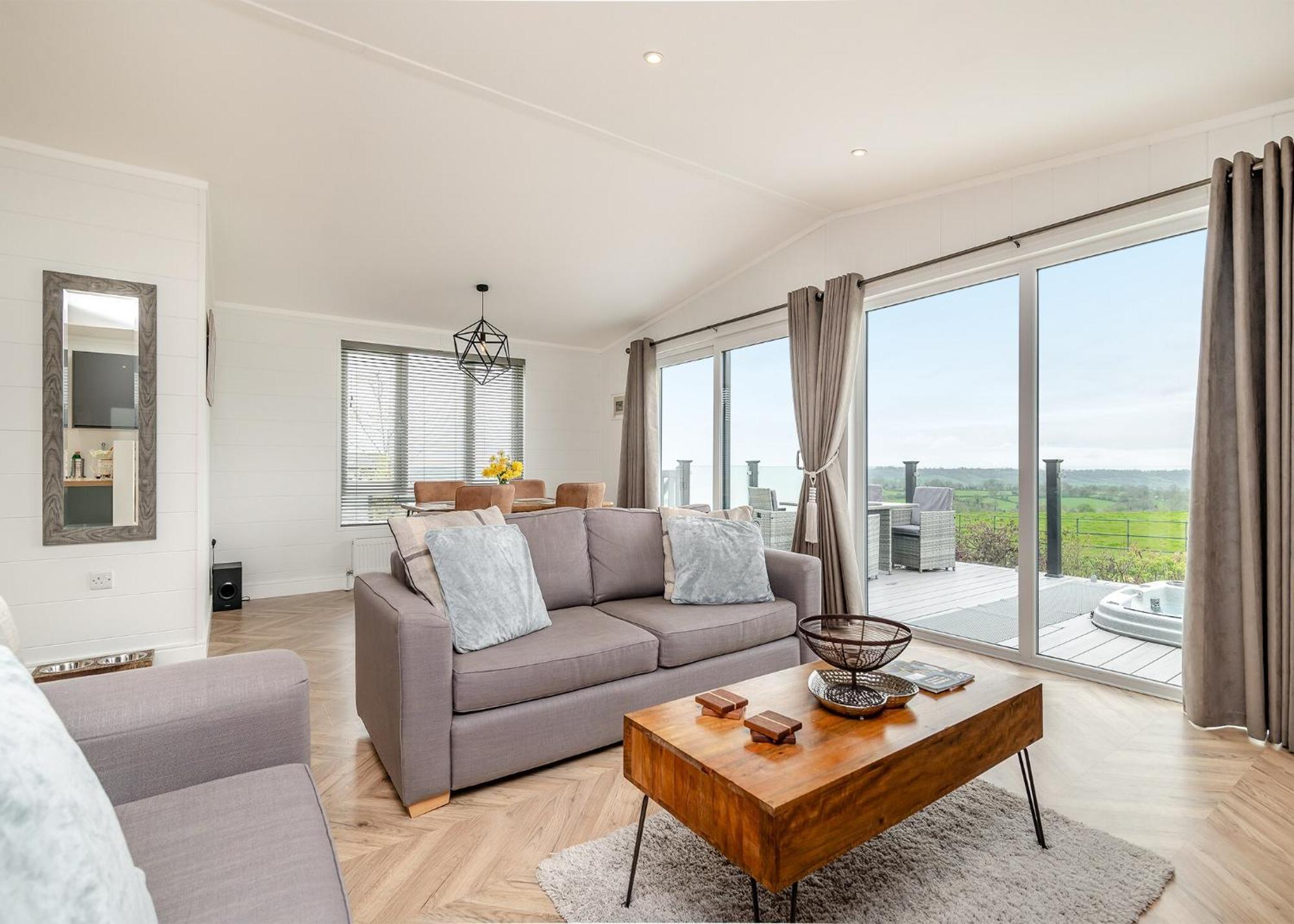 Midsomer Lodges Pilton Szoba fotó