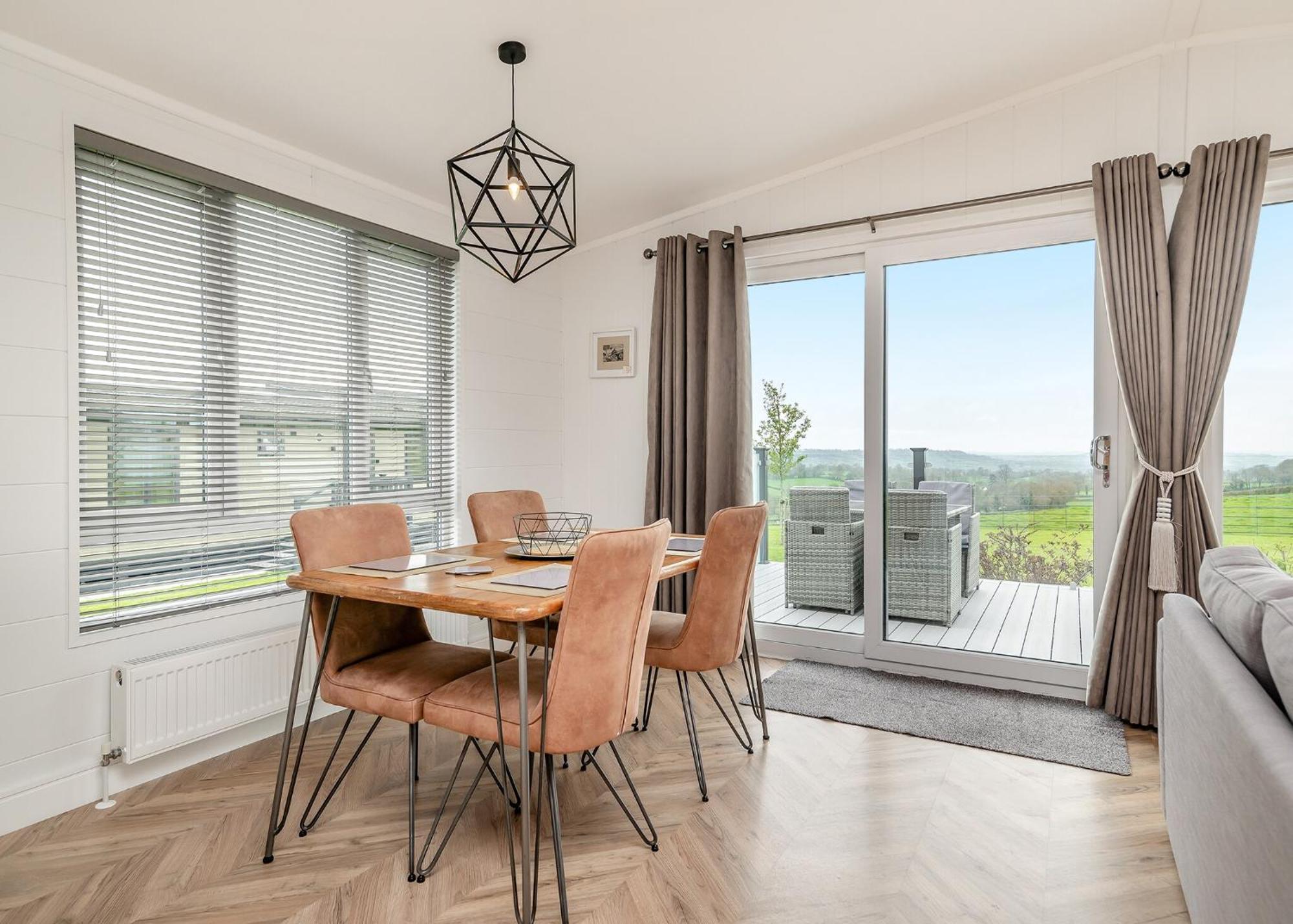 Midsomer Lodges Pilton Szoba fotó