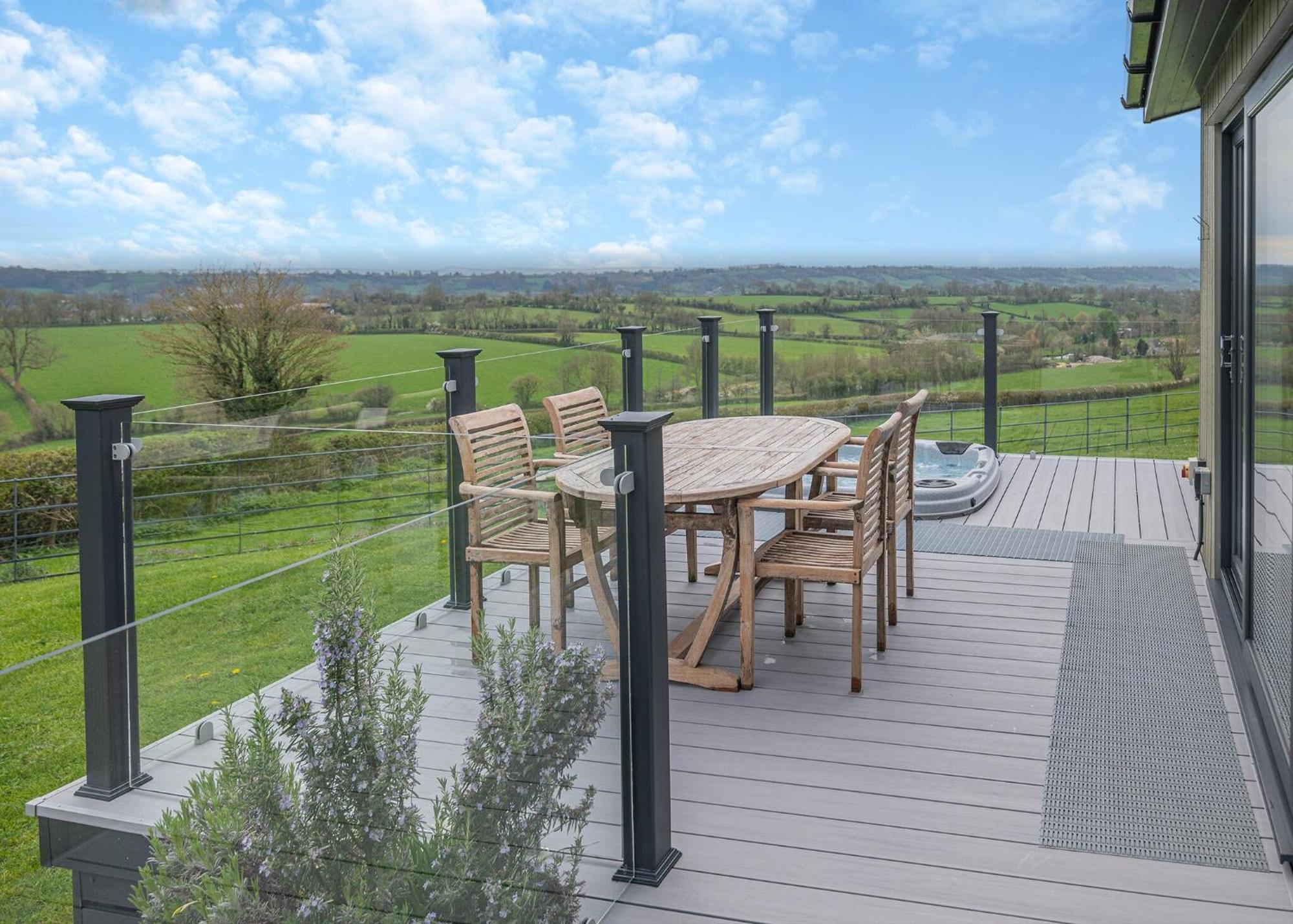 Midsomer Lodges Pilton Szoba fotó