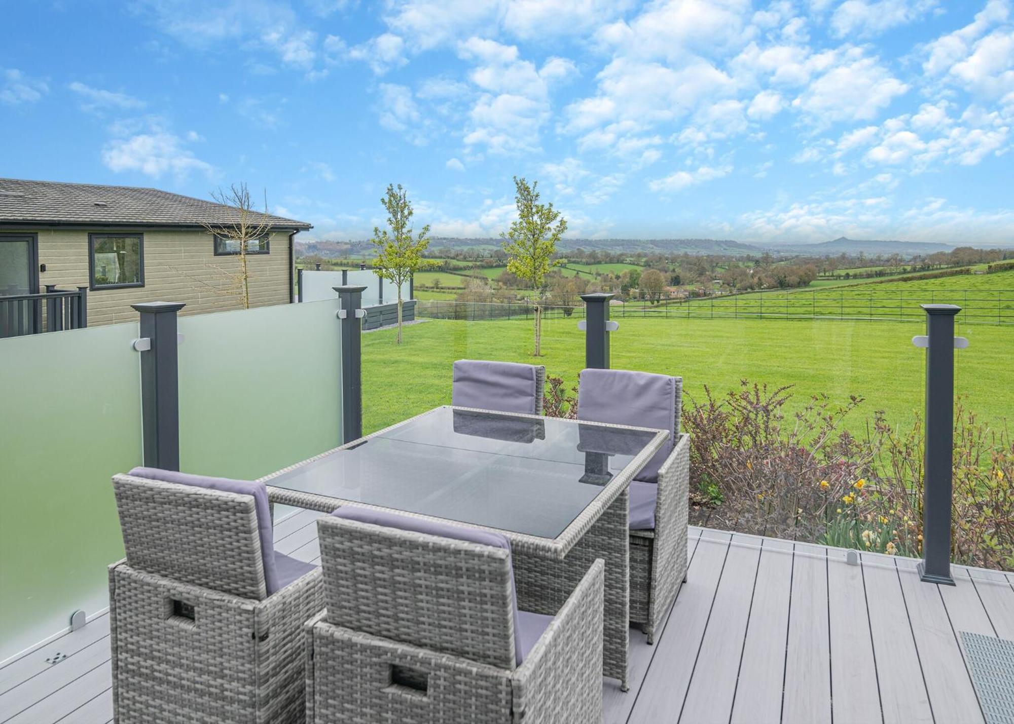 Midsomer Lodges Pilton Szoba fotó